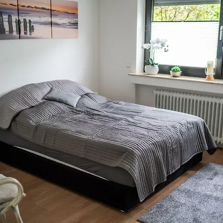 Pfingsberg Eg * Ratingen